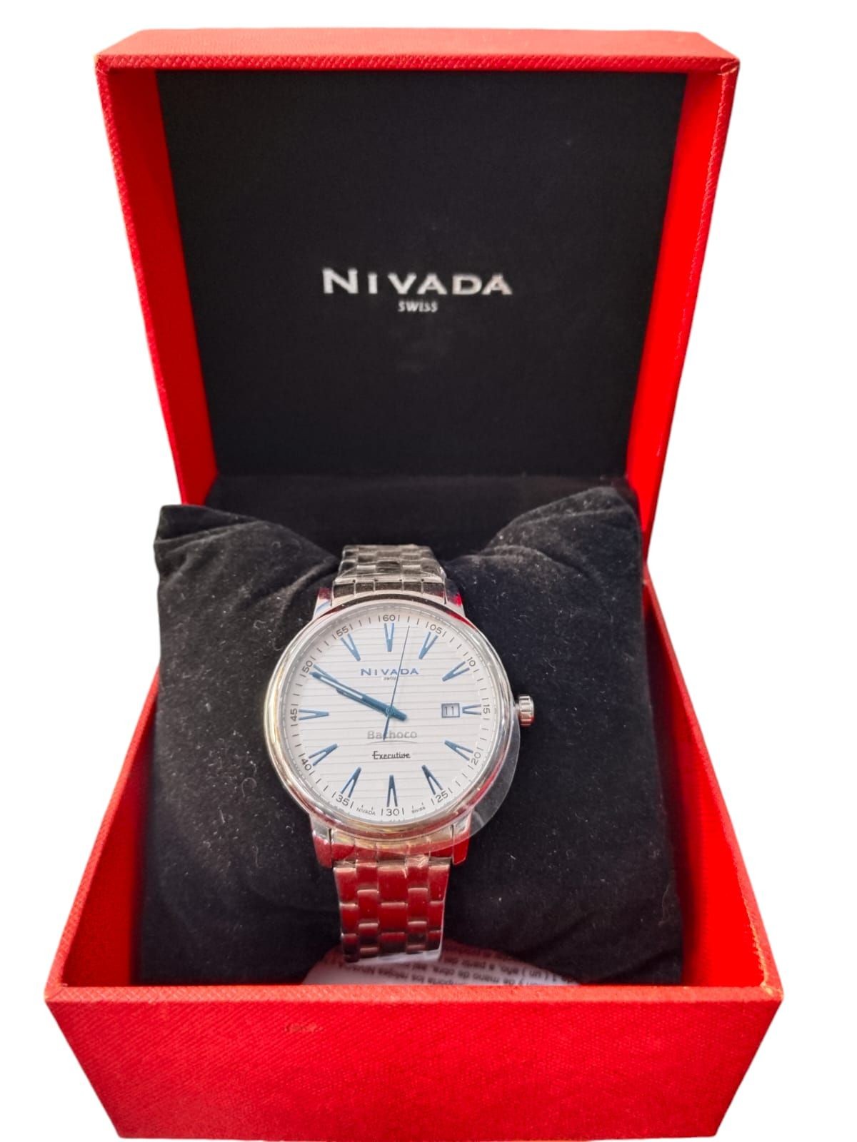 reloj nivada excecutive color blanco y plata conmemorativo de bachoco