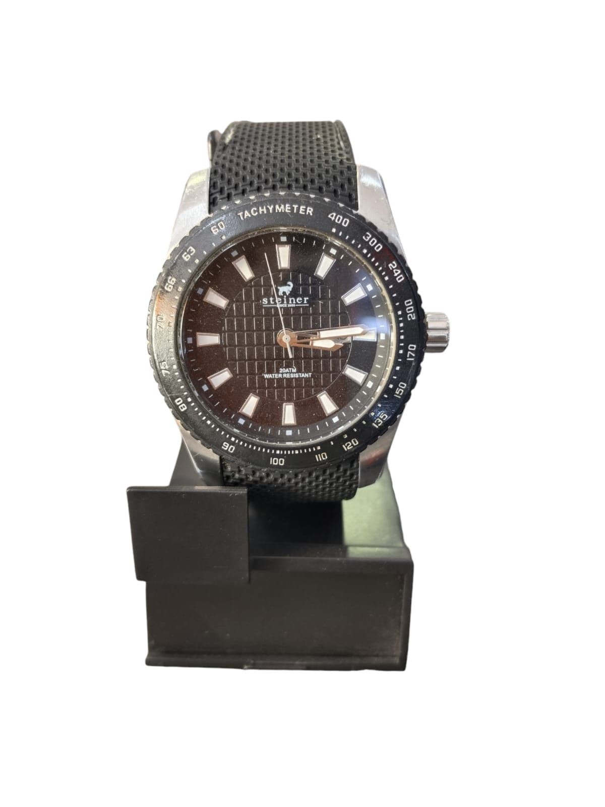reloj marca steiner de acero inoxidable, con correa de caucho