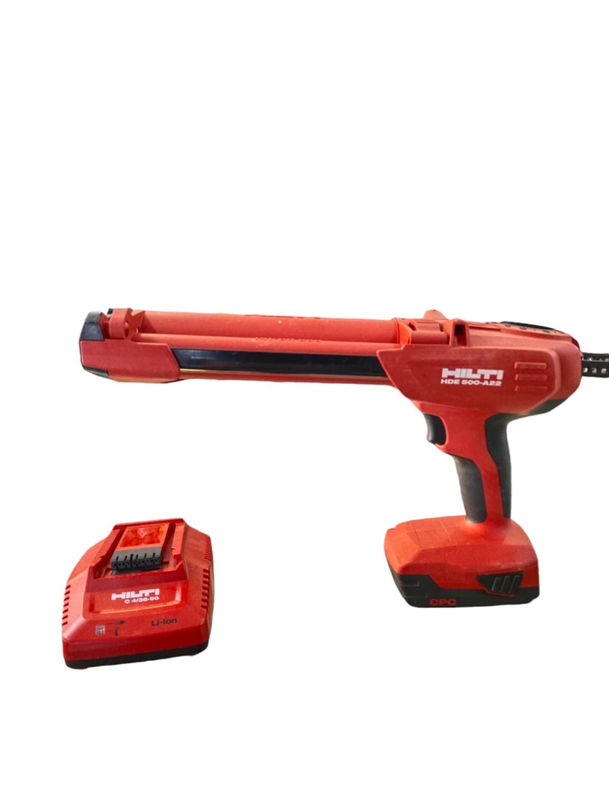 aplicador inalambrico de adhesivo epoxico marca hilti color rojo.